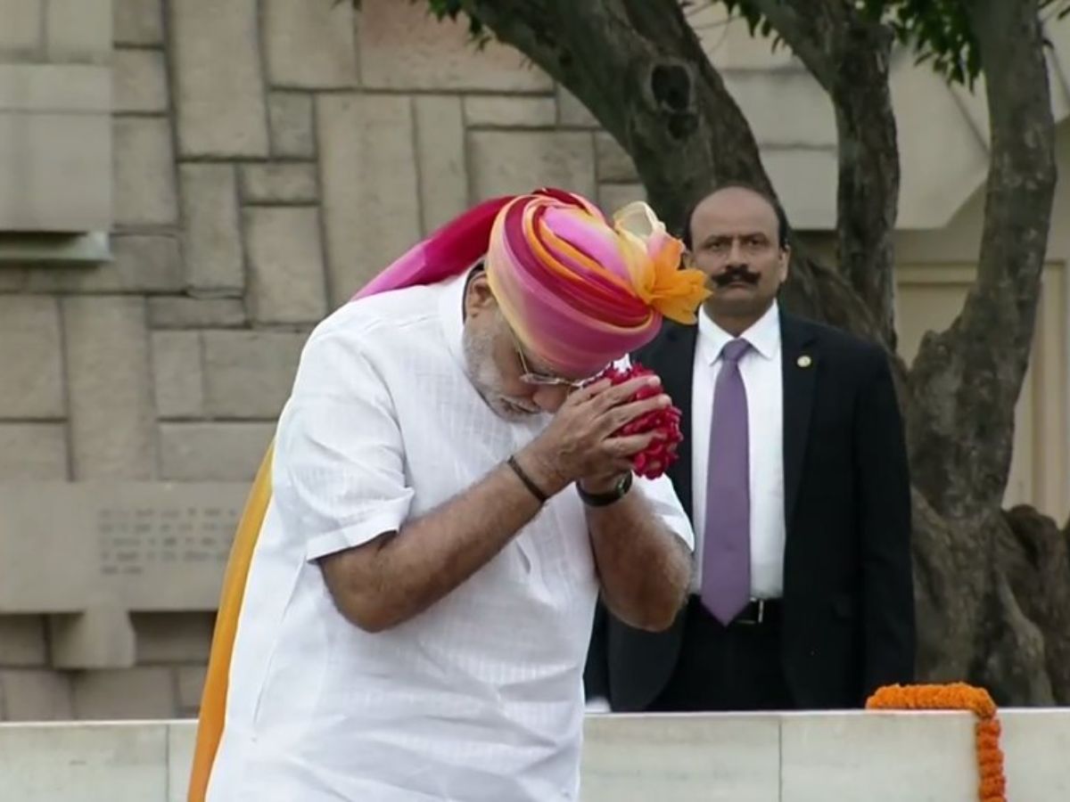 2016- Knotted Pink & Yellow Tie-Dye Turban