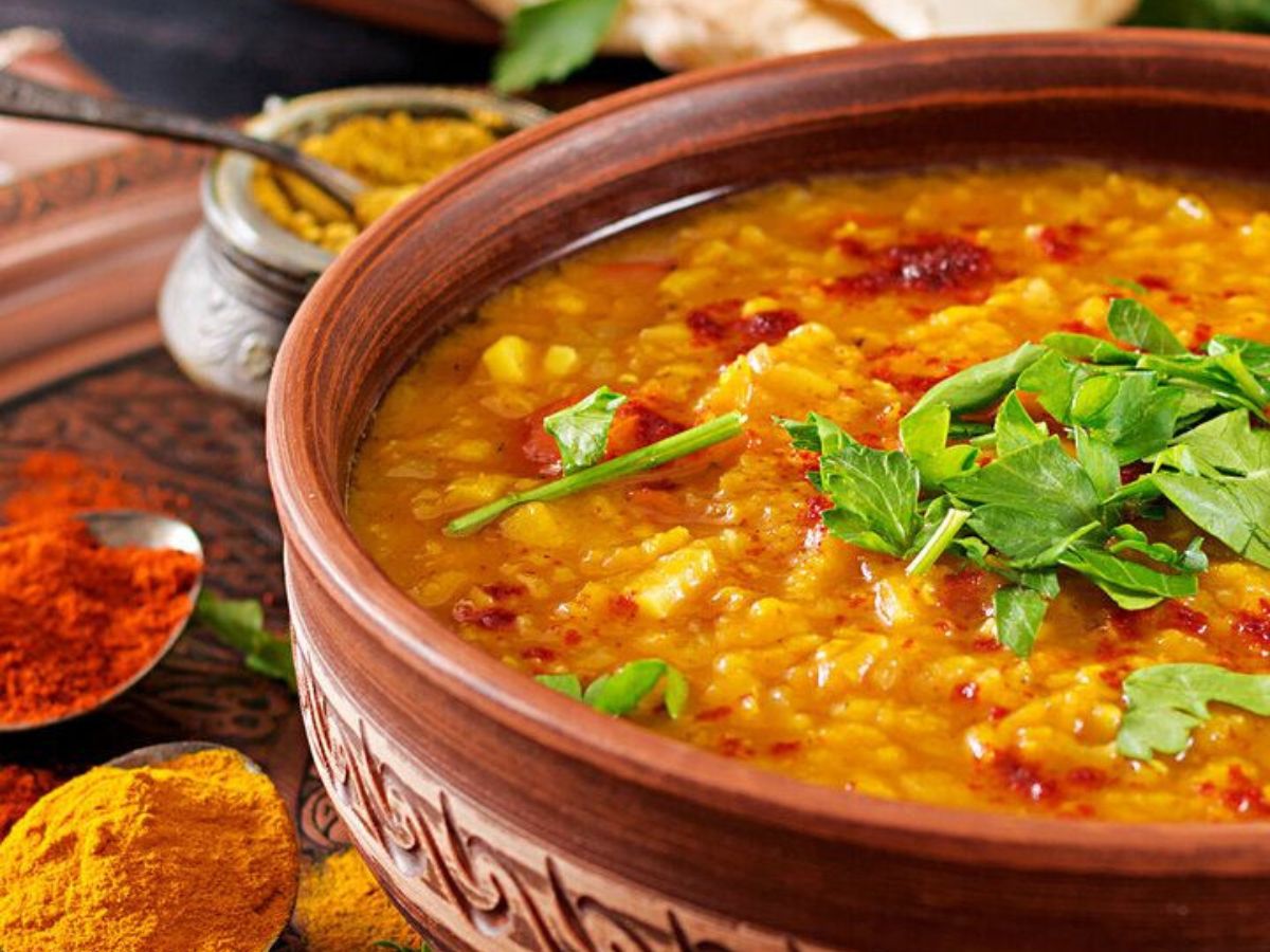 Add flavor to gravies and curries