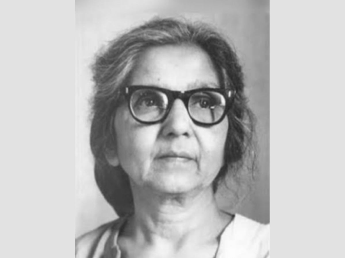 Aruna Asaf Ali Hoists the Flag