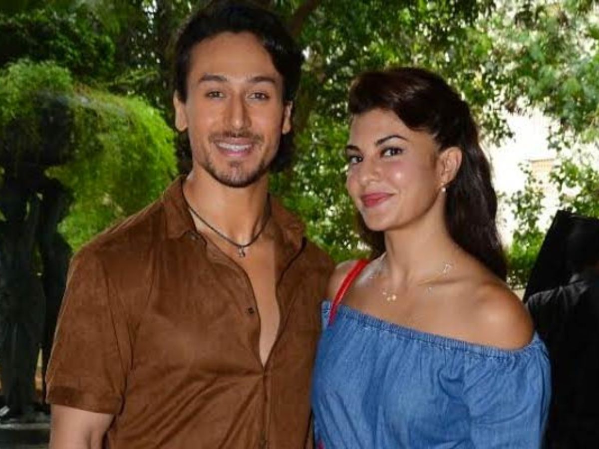 Effortless Romantic Vibes