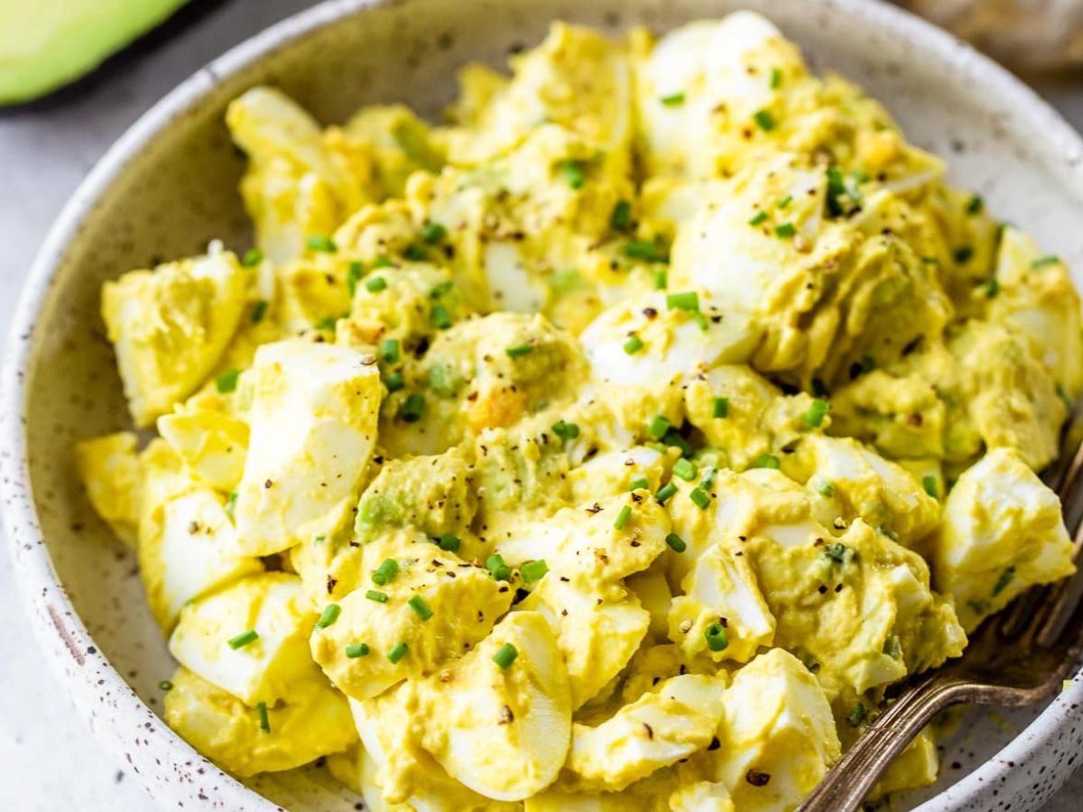 Avocado & egg salad