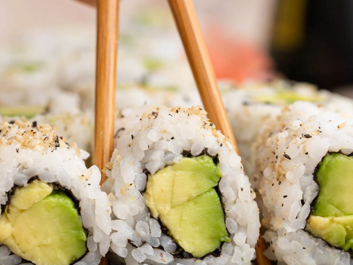 Avocado sushi rolls
