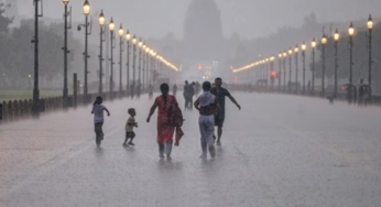 Heavy Rain Lashes Out On Delhi NCR, Waterlogging Witnessed