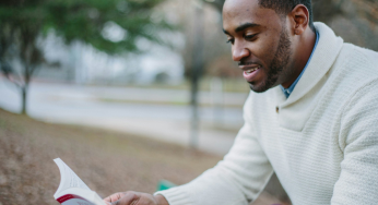 ‘Walk By, Take A Book, Read It Here, Or Carry It Home: This Innovative Bookshelf Idea Aims To Keep The Reading Habit Alive