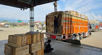 Kashmir’s Apple Industry Suffers Amid Prolonged Jammu Srinagar Highway Closure