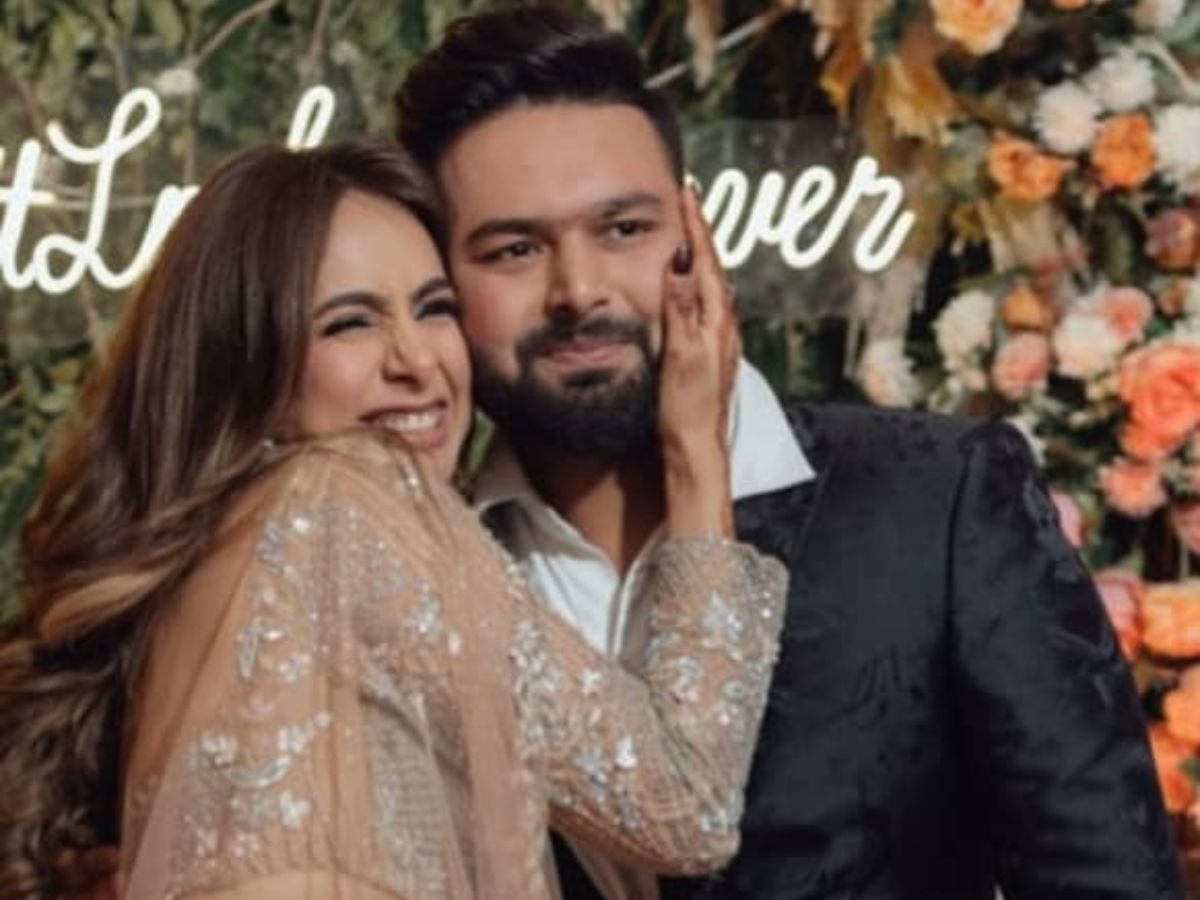 celebrating-raksha-bandhan-2025-cricketers-and-their-cherished-sibling-bonds Celebrating Raksha Bandhan 2025: Cricketers and Their Cherished Sibling Bonds
