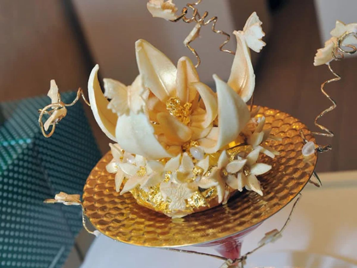 Krispy Kreme Luxe Doughnut