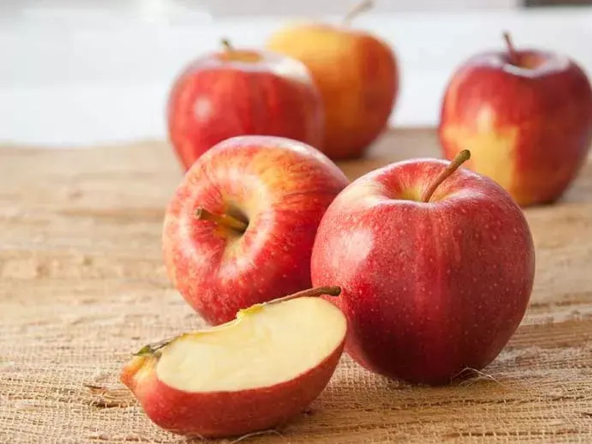 Apples- Actual King of Fruits