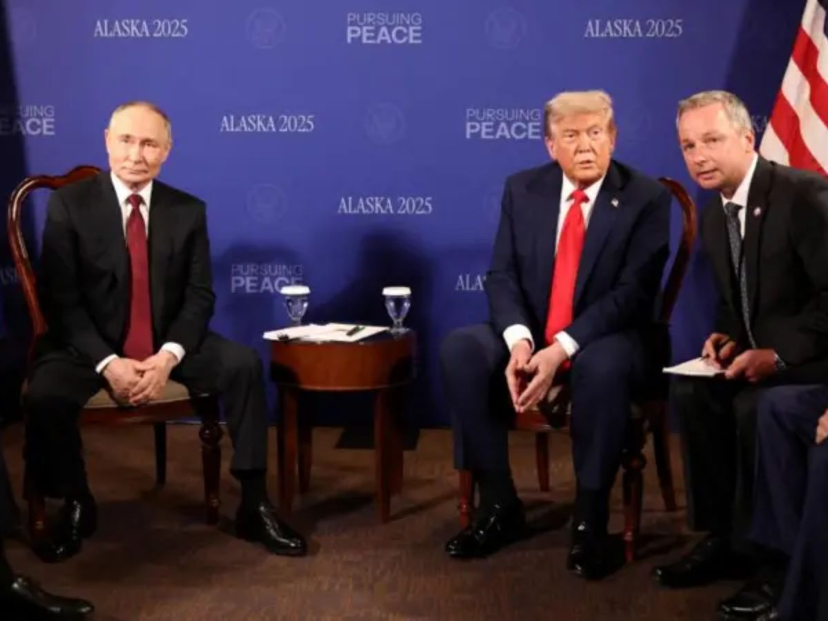 Kremlin confirms Sergei Lavrov and Yuri Ushakov will join Vladimir Putin in a three-on-three meeting with Donald Trump. Photo/X.