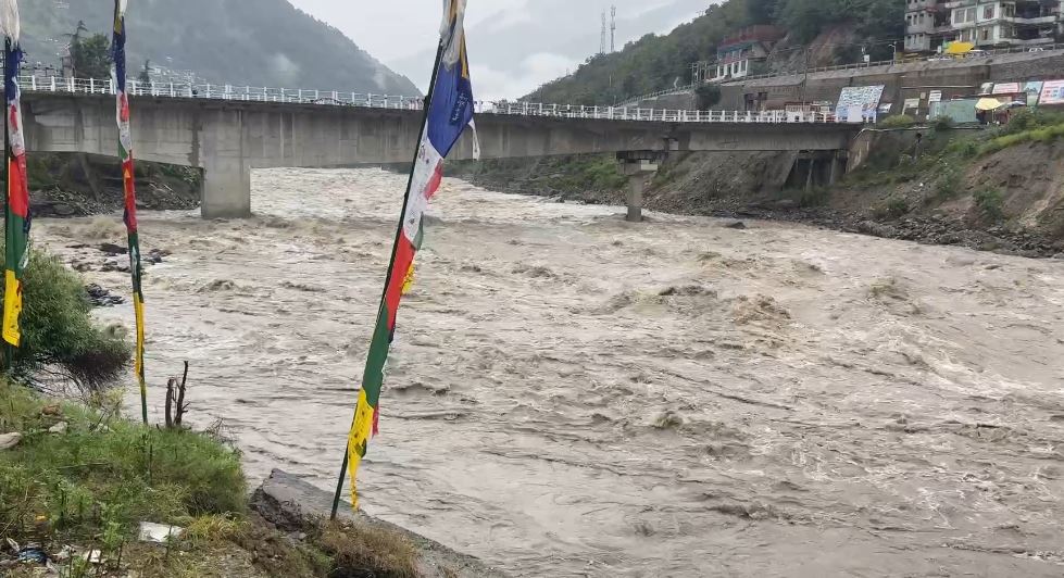Himachal Pradesh floods: Beas River damages Kullu's Tibetan Colony security wall, threatens nearby areas
