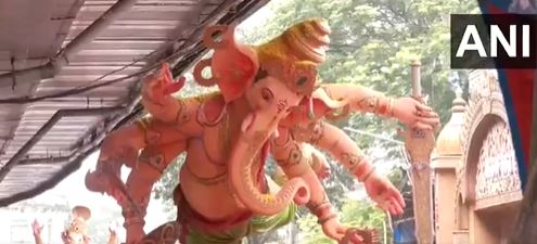 Ganesh Visarjan 2025: A look at grand celebrations as devotees take part in immersion of Ganpati idols