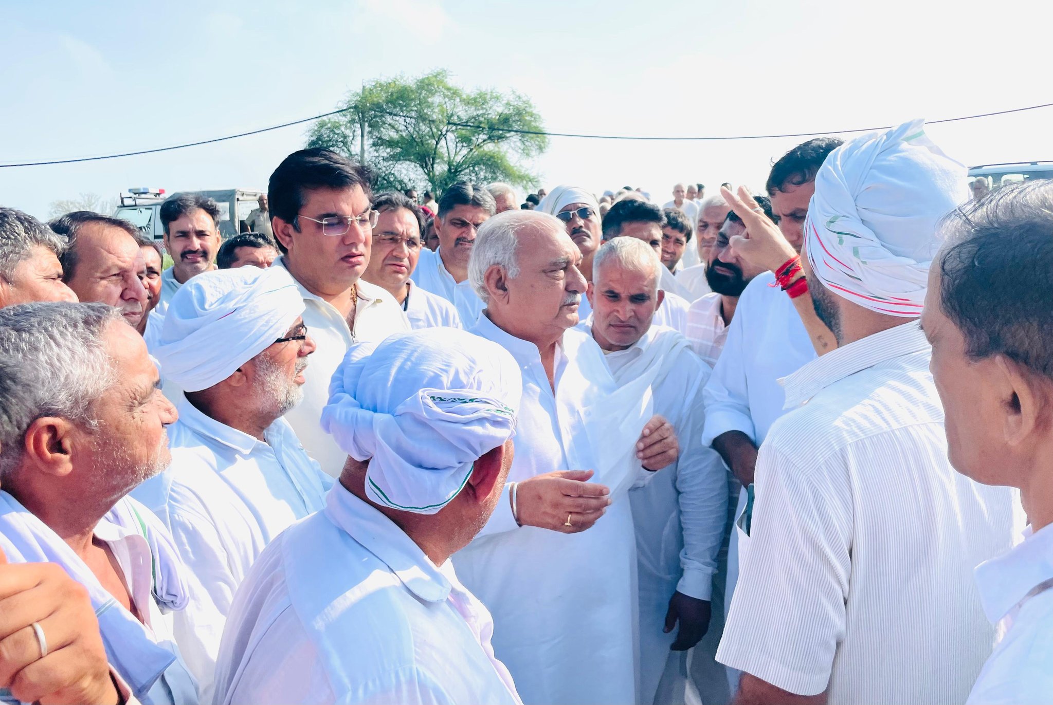 "Farmers' crops destroyed due to waterlogging, govt must ensure relief": Bhupinder Hooda