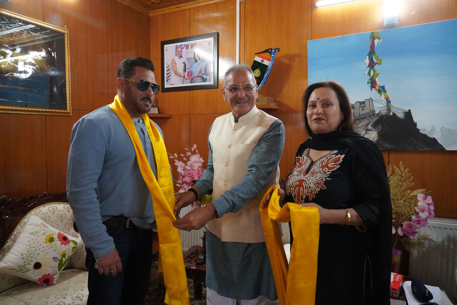 Salman Khan paid a courtesy visit to Ladakh LG Kavinder Gupta at the Raj Niwas in Leh