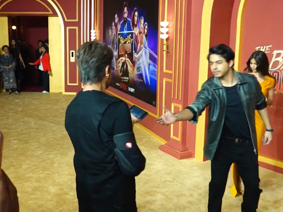 Aryan captures dad Shah Rukh Khan with paps at 'The Ba***ds of Bollywood' premiere in Mumbai