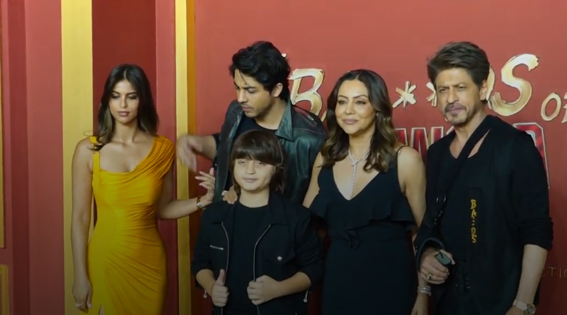 Aryan captures dad Shah Rukh Khan with paps at 'The Ba***ds of Bollywood' premiere in Mumbai