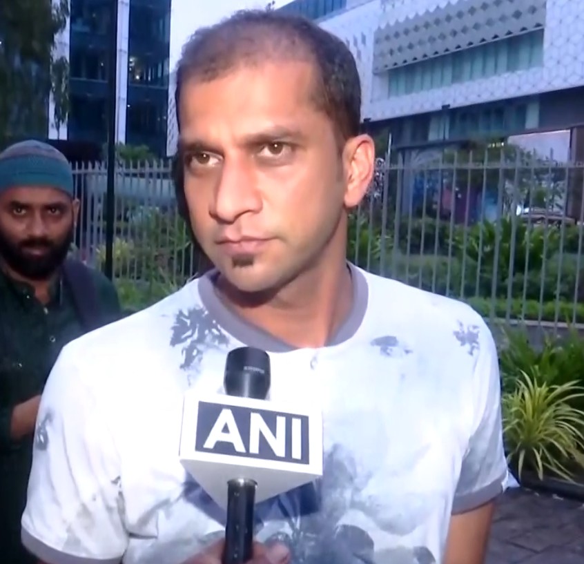 iphone-17-series-on-sale-in-india-long-queues-seen-outside-apple-stores-in-mumbai-and-delhi20250919092910 iPhone 17 series on sale in India; long queues seen outside Apple stores in Mumbai and Delhi