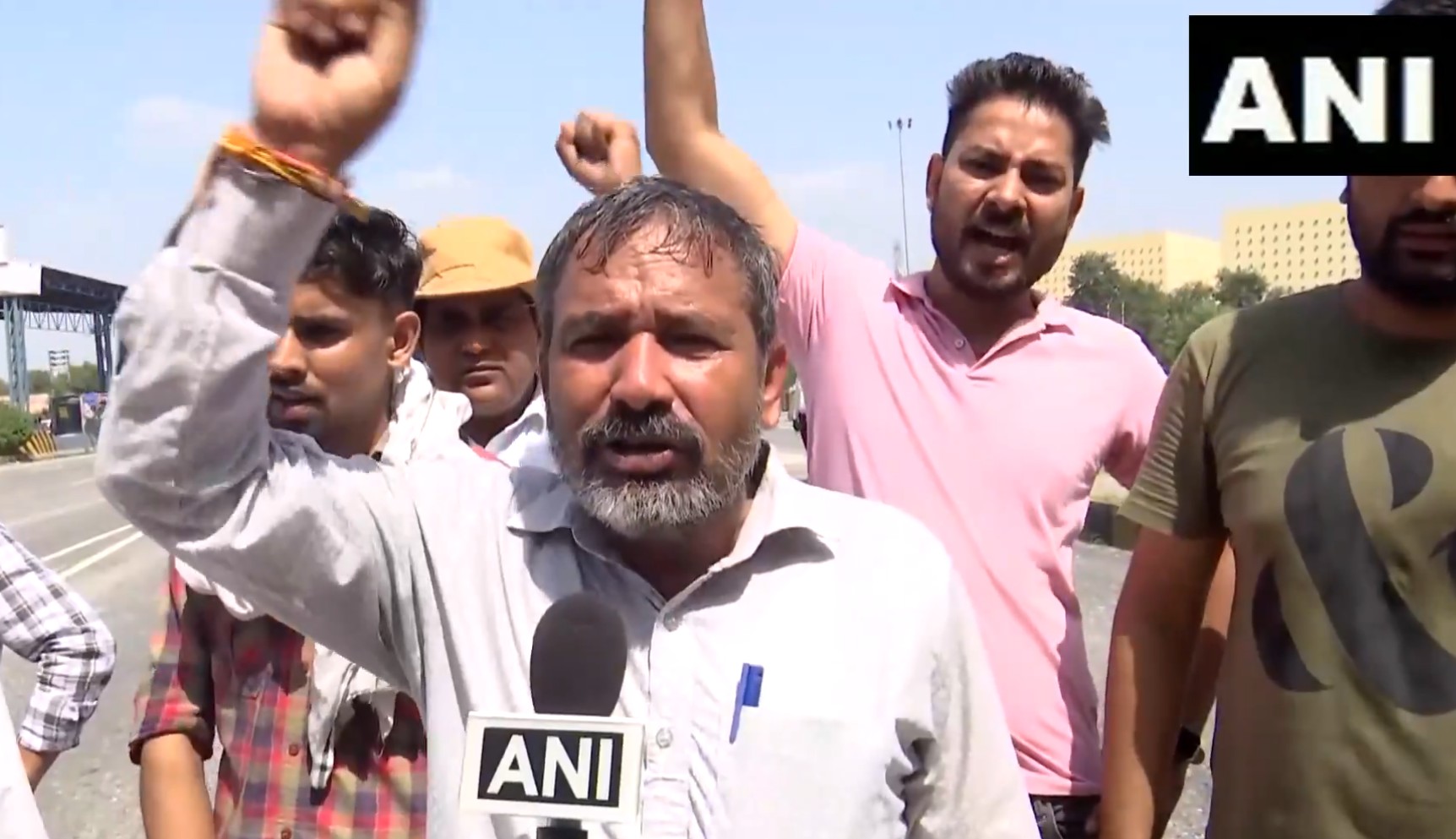 yadav-community-members-demand-change-in-farhan-akhtars-120-bahadur-movie-title-organise-protest-in-gurugram20250921174512 Yadav community members demand change in Farhan Akhtar's '120 Bahadur' movie title, organise protest in Gurugram