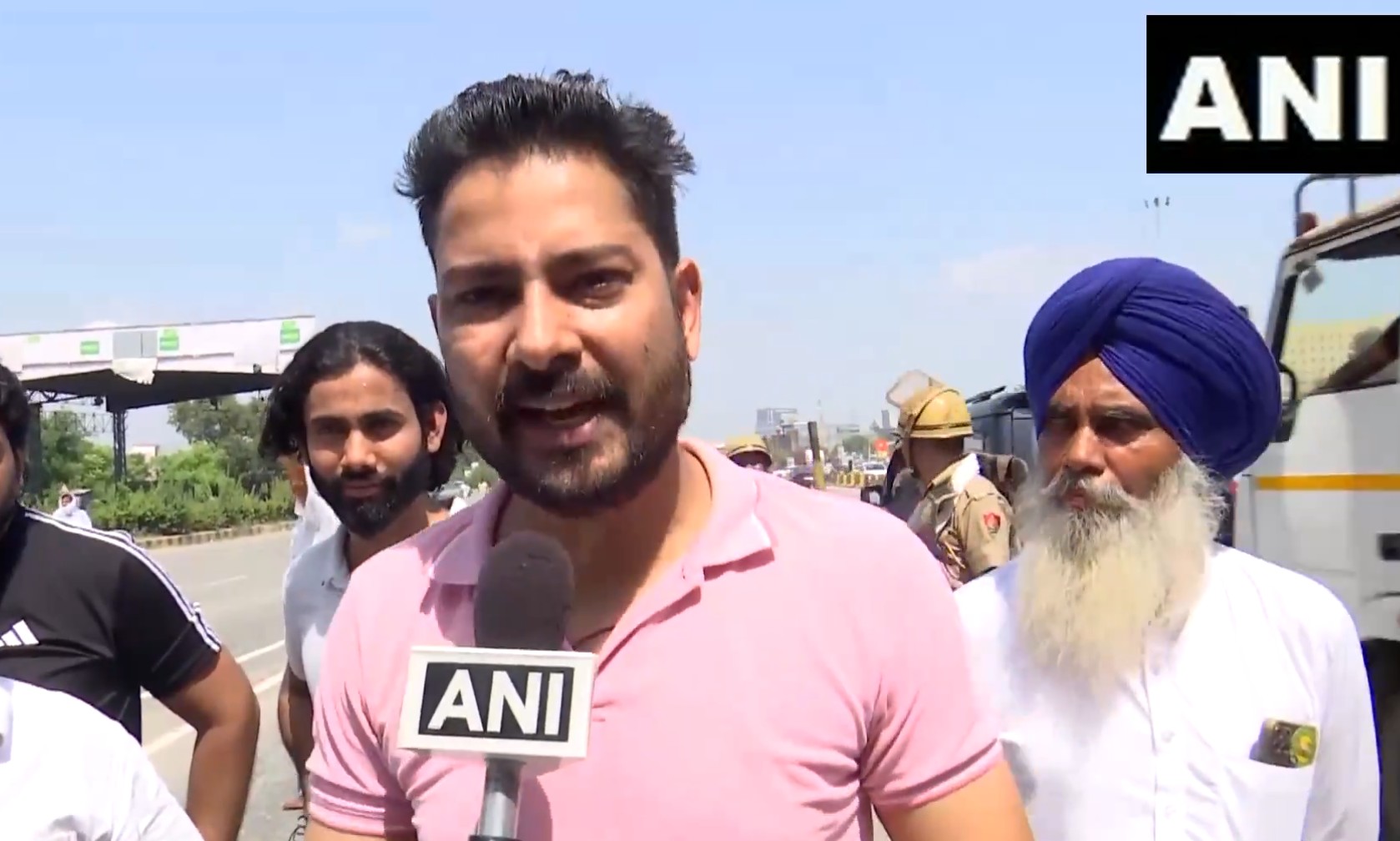 yadav-community-members-demand-change-in-farhan-akhtars-120-bahadur-movie-title-organise-protest-in-gurugram20250921174512 Yadav community members demand change in Farhan Akhtar's '120 Bahadur' movie title, organise protest in Gurugram