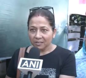 Emotional fans queue up to bid tearful goodbye to Zubeen Garg, one says, "He was loved by all"