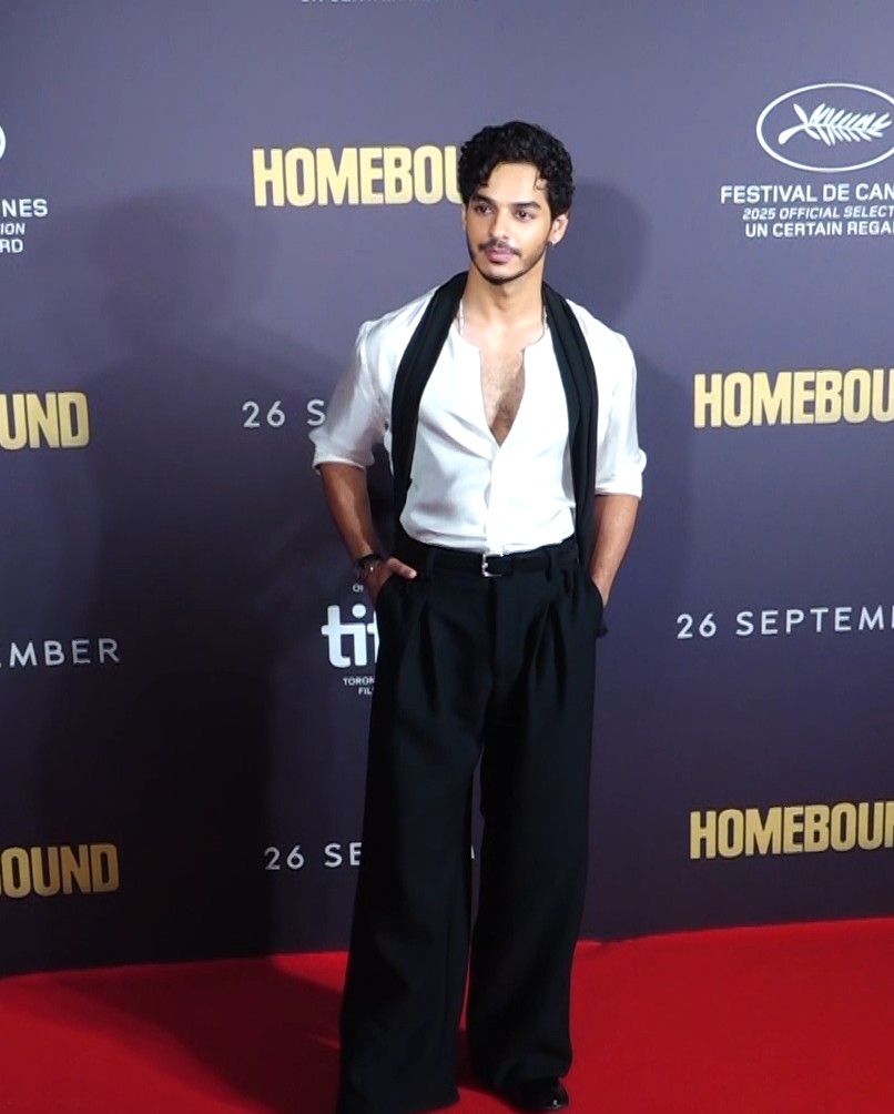 'Homebound' screening turns star-studded as Hrithik Roshan, Farhan Akhtar, Janhvi Kapoor among others attend Mumbai premiere