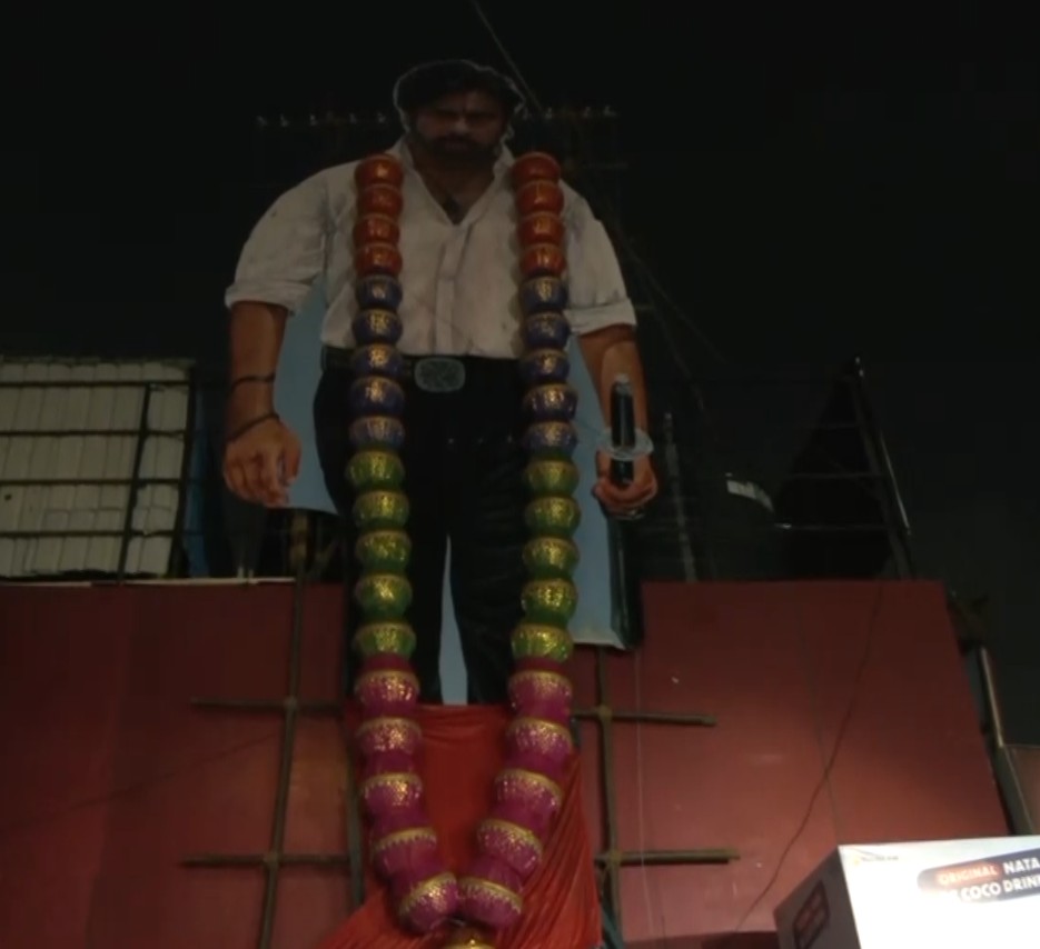 'OG' Premiere: Pawan Kalyan fans gather in large numbers outside theatres in Hyderabad