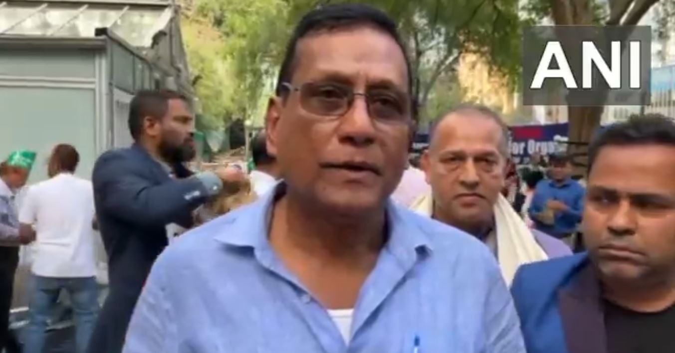 Diaspora in US protests against Yunus over increase in minority atrocities in Bangladesh