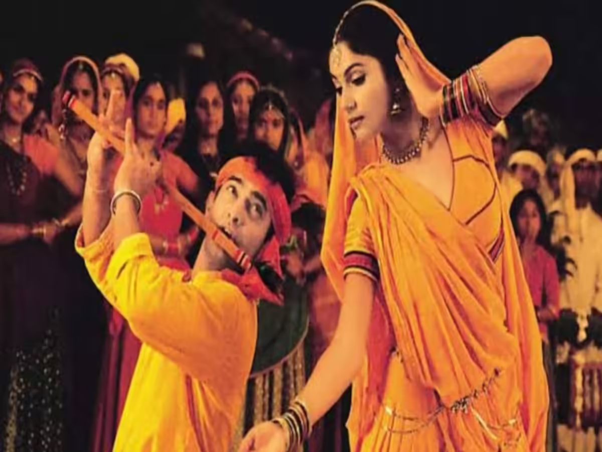 Radha Kaise Na Jale- Lagaan