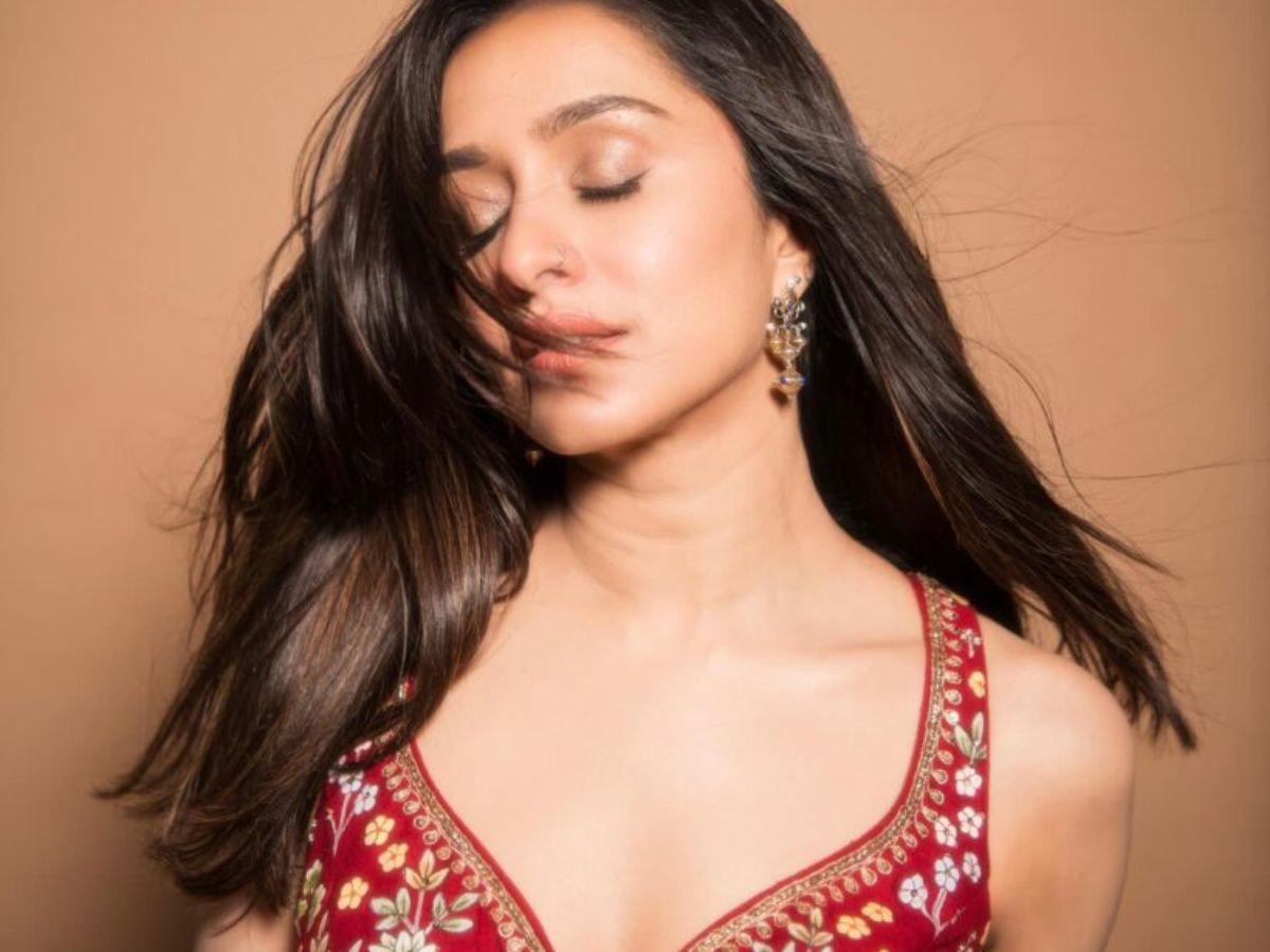 Sensual and Striking Charm