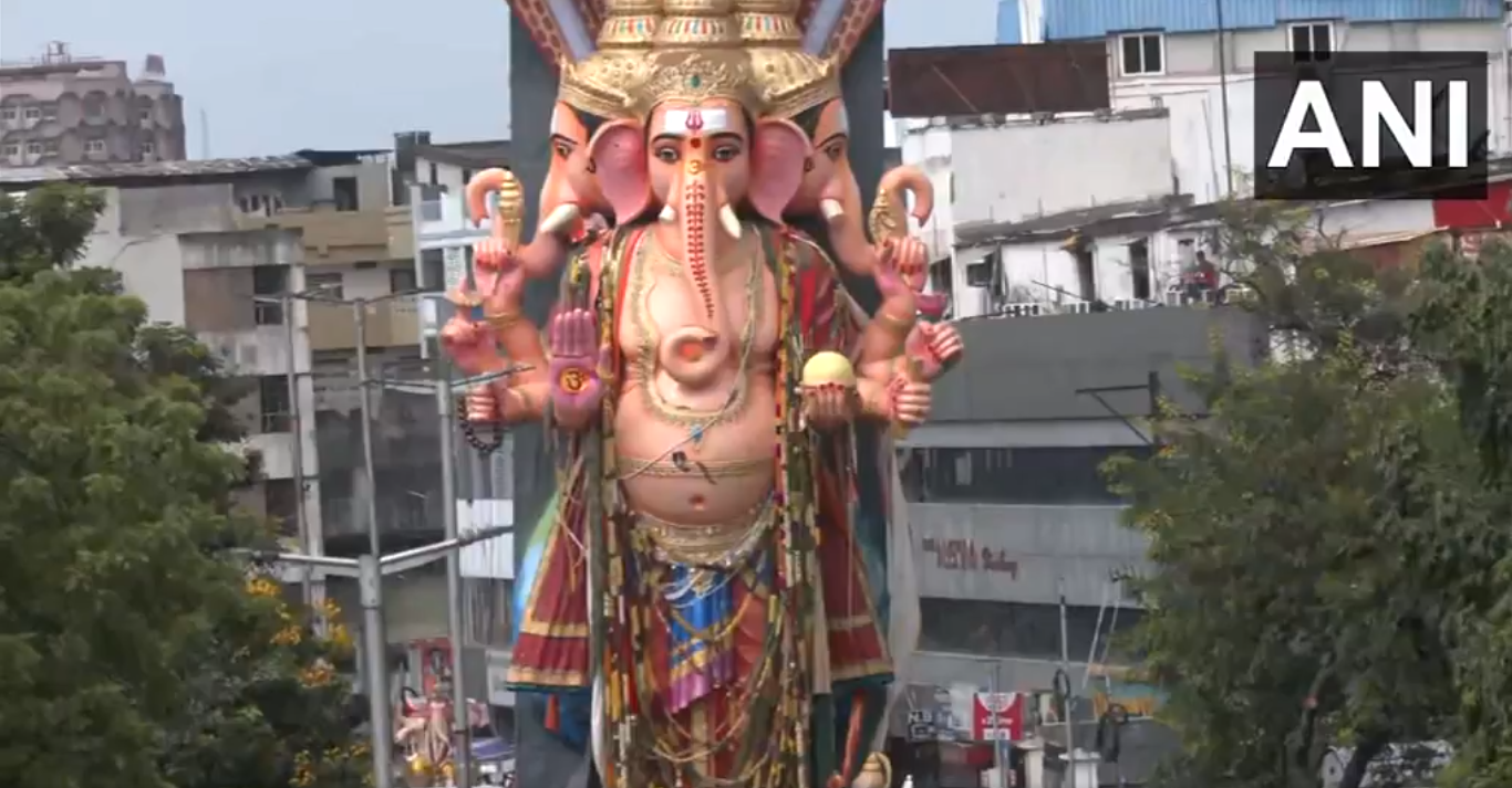 Ganesh Visarjan 2025: A look at grand celebrations as devotees take part in immersion of Ganpati idols