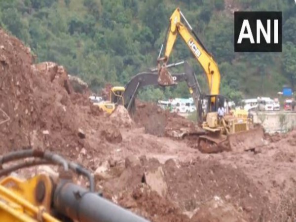 Jammu-Srinagar National Highway remains closed, restoration work underway