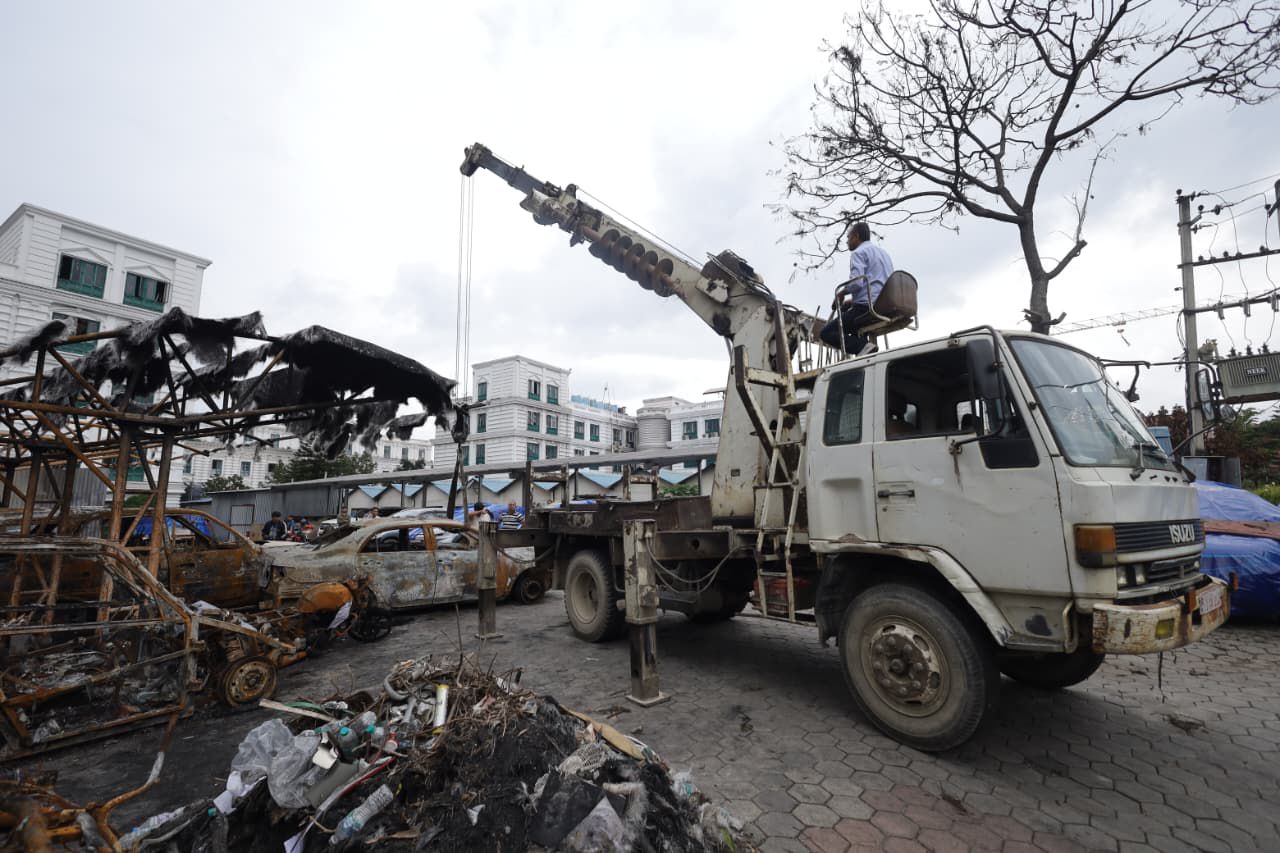 Nepal starts clearing charred vehicles, government buildings as damage assessment continues
