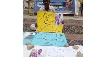 Protest outside Karachi Press Club enters 34th day over enforced disappearance