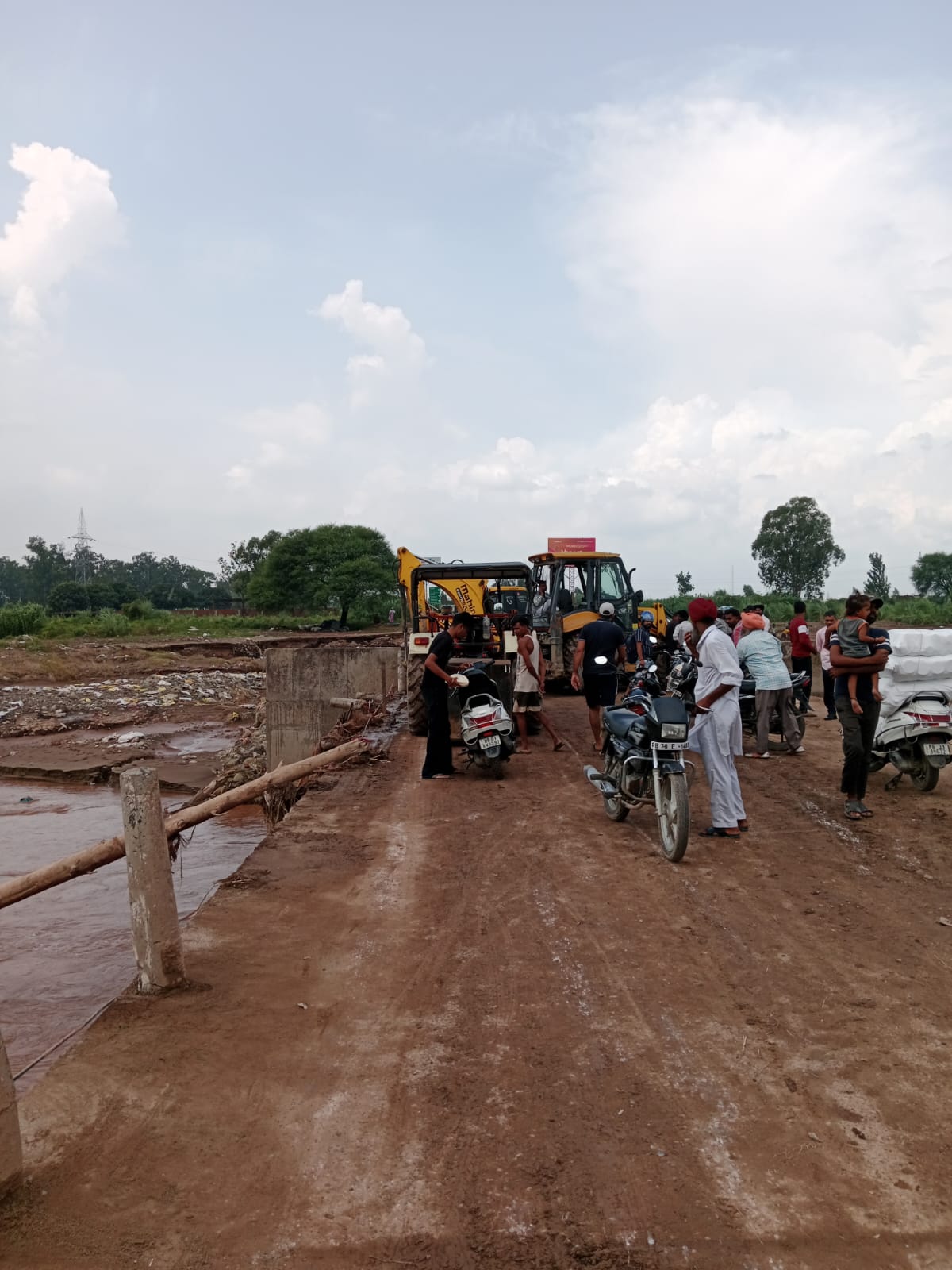 Punjab: S.A.S. Nagar DC directs swift post-flood relief measures in district