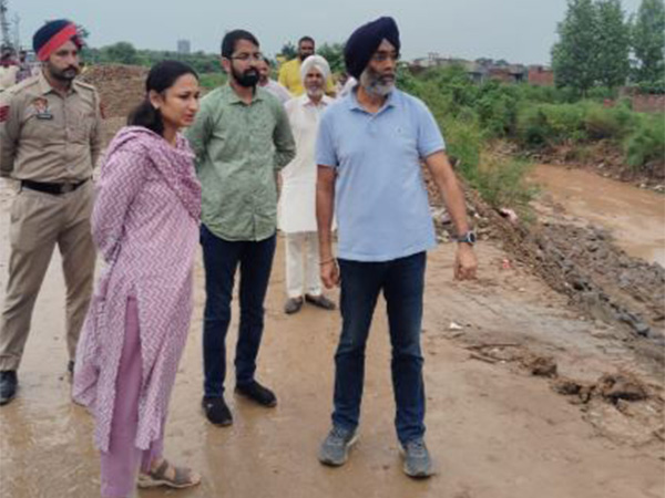 Punjab: S.A.S. Nagar DC directs swift post-flood relief measures in district