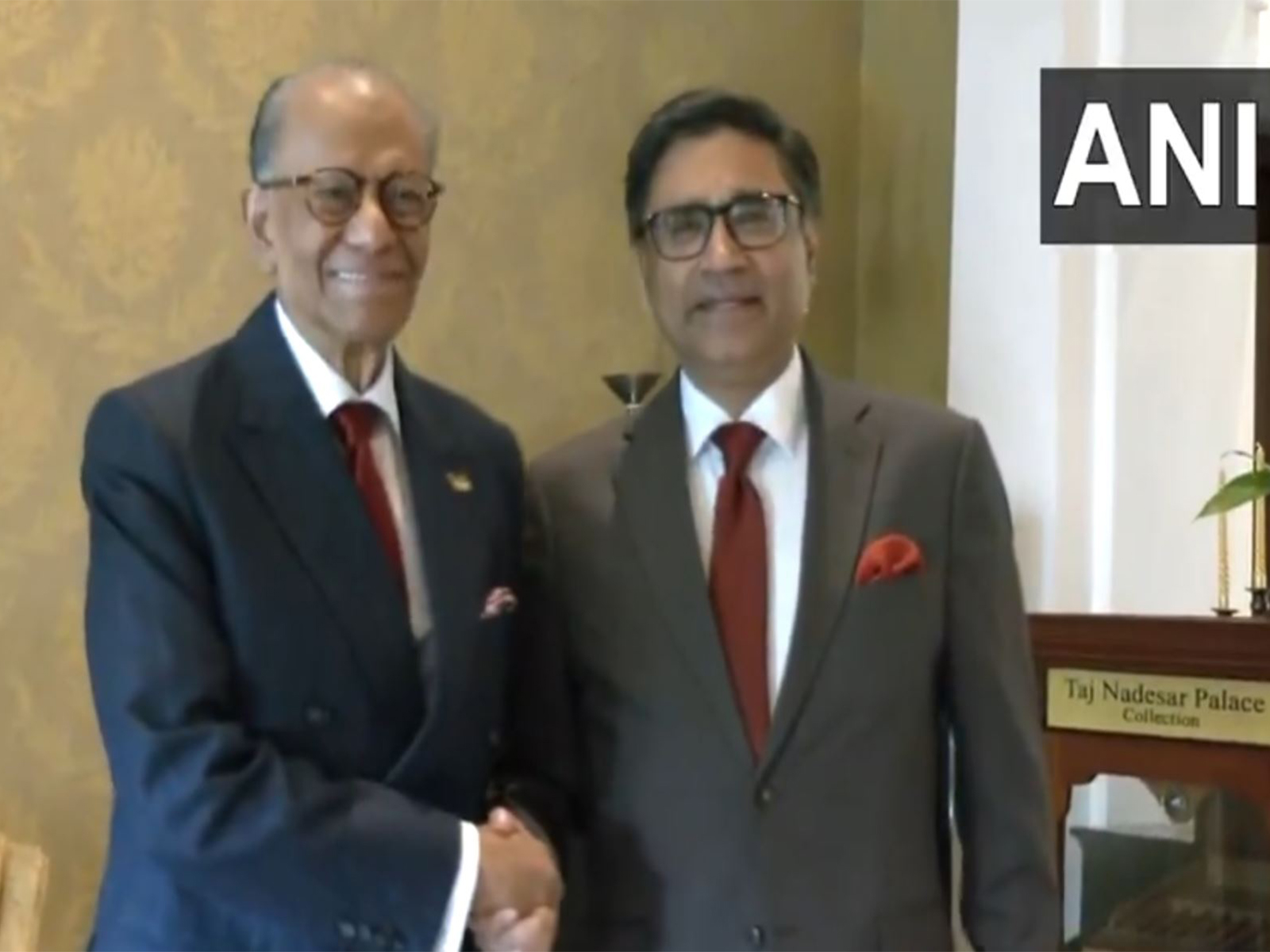 Varanasi: Mauritius PM Navinchandra Ramgoolam meets Foreign Secretary Vikram Misri