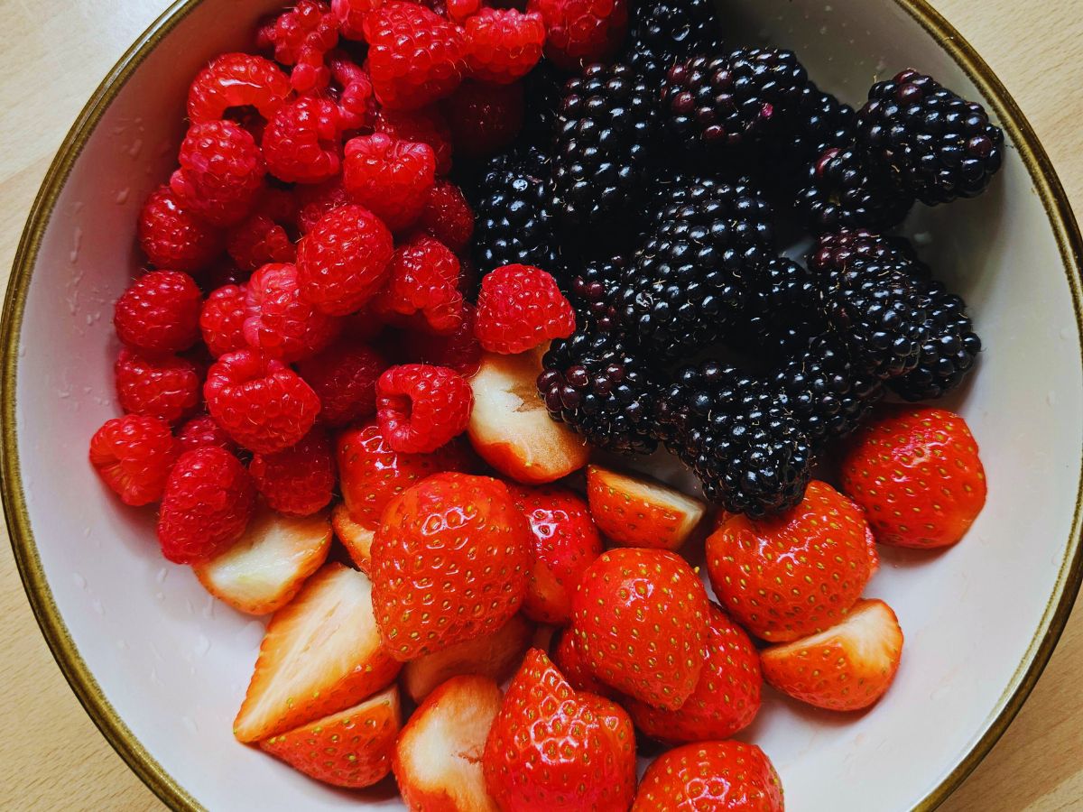 Berries: Sweet, Colorful, and Antioxidant-Rich