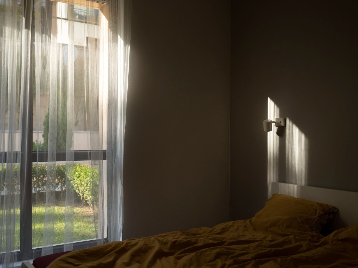 Dark Room, Clear Mind