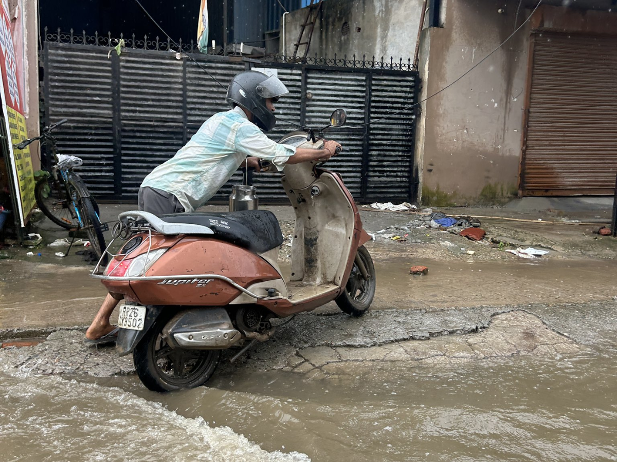Waterlogging Creates Challenge For Commuters