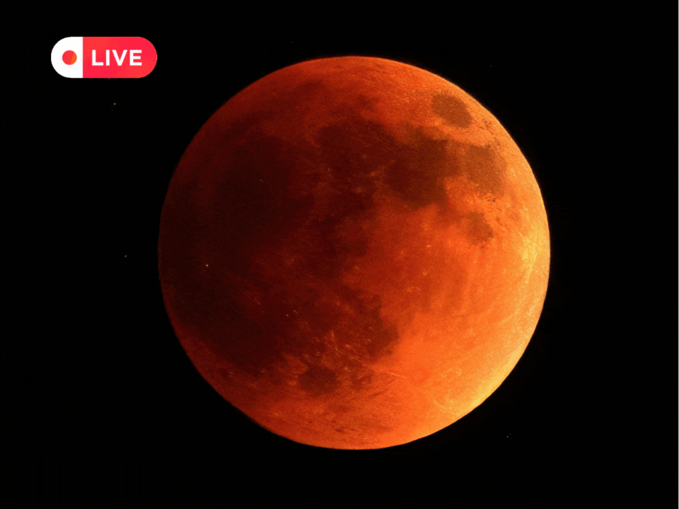Lunar Eclipse 2025 LIVE: ‘Chandra Grahan’ Seen In India, Delhi NCR, Mumbai, Mumbai, Bengaluru, Chennai, and Hyderabad #BloodMoon