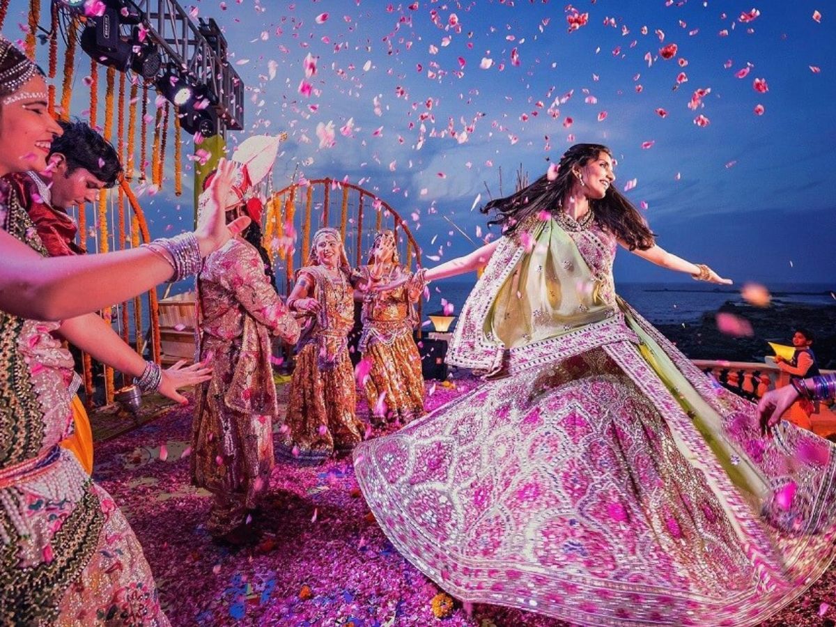 Best Garba and Dandiya Nights in Delhi 2025: Venues & Pass Details