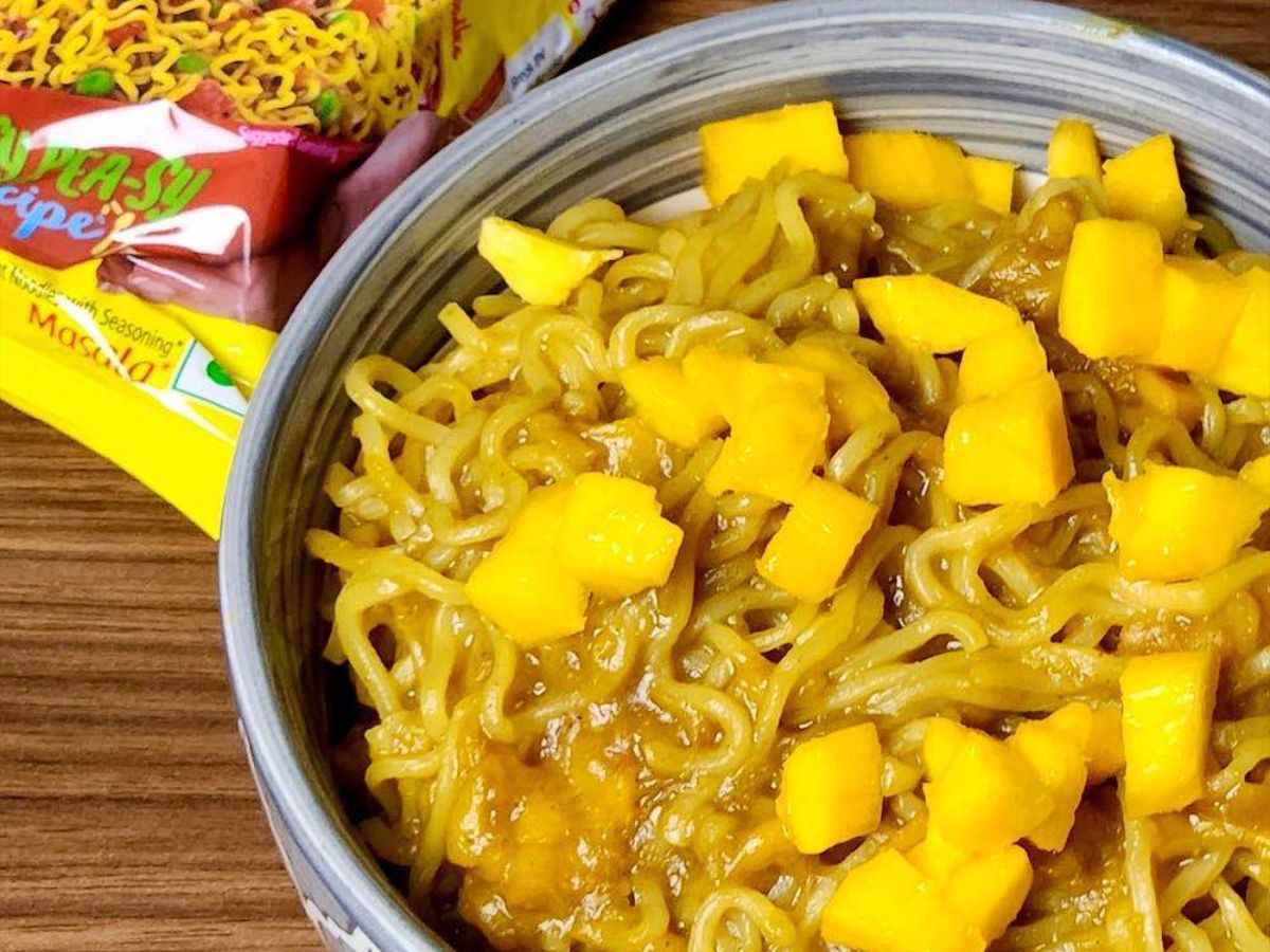 Maggi with Cheese and Mango Slices