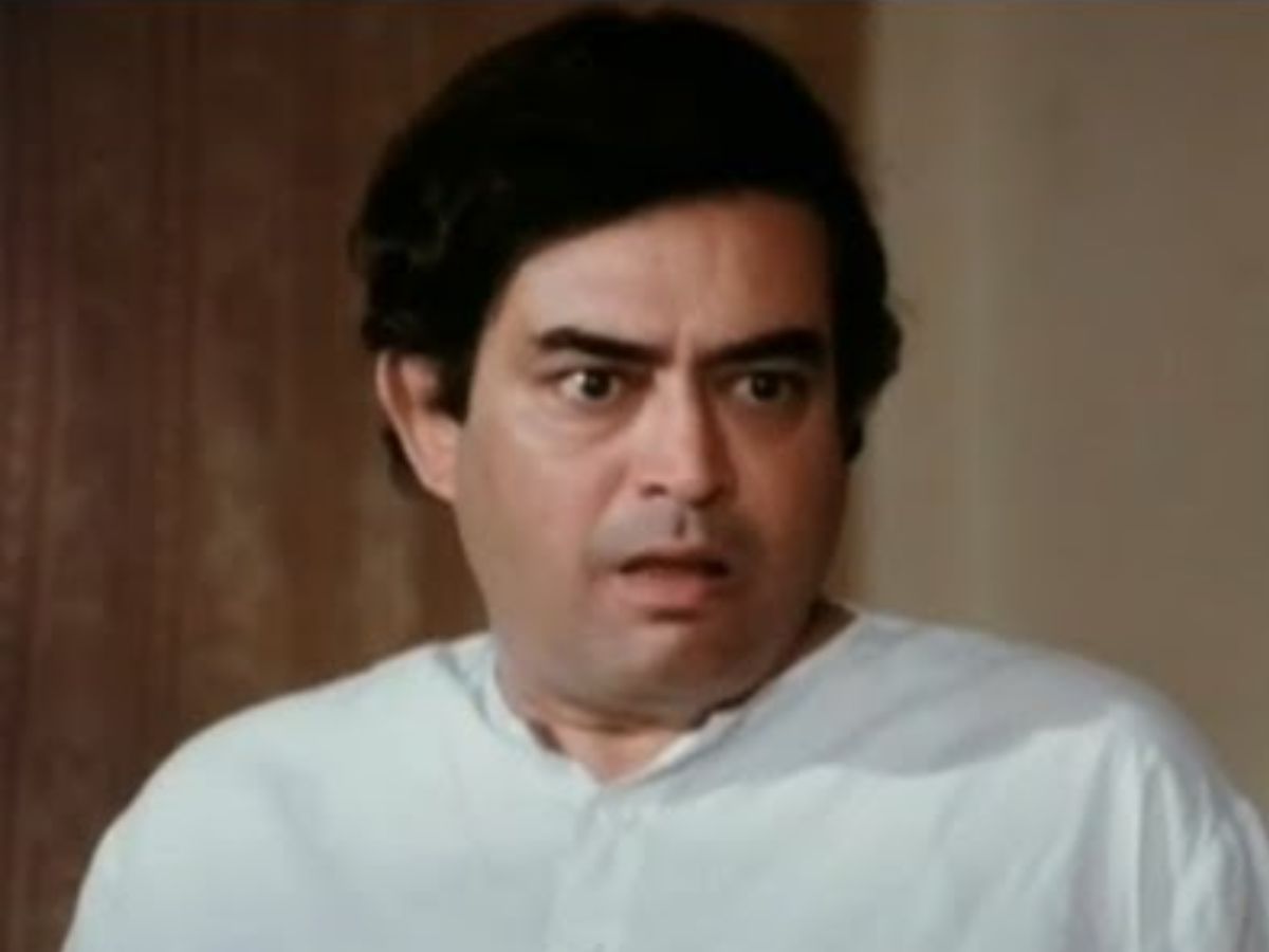 Sanjeev Kumar in Angoor