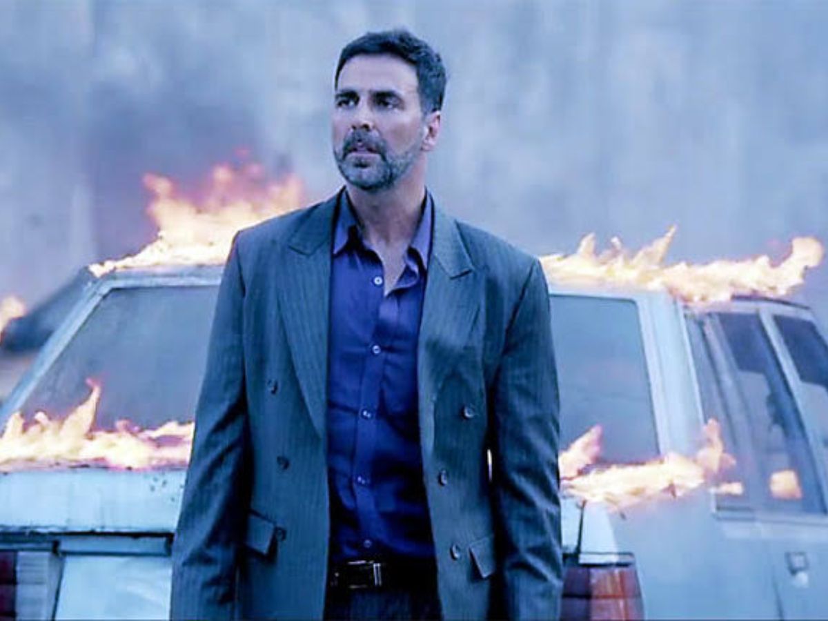 Ranjit Katyal in Airlift (2016)