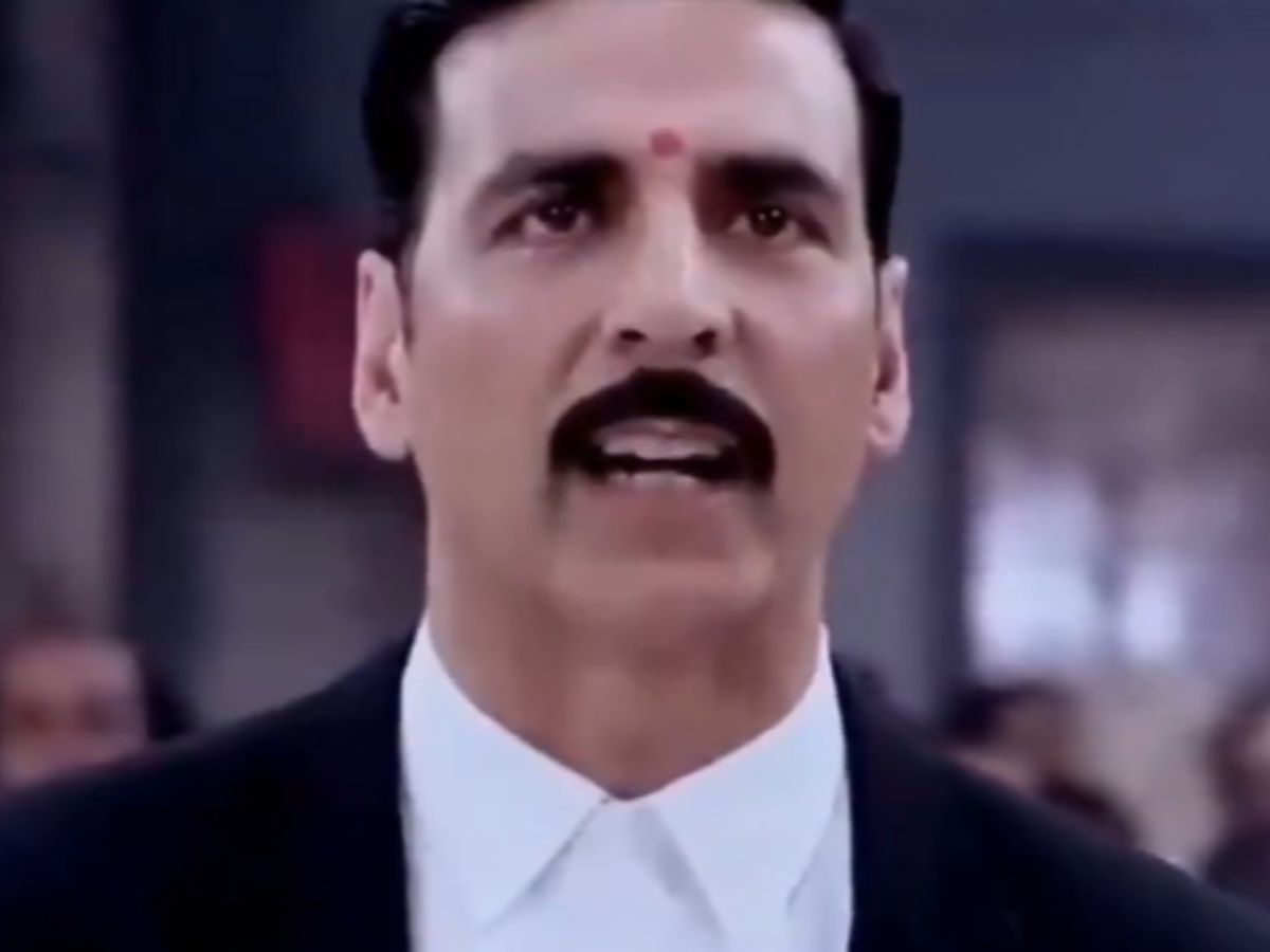 Jagdishwar "Jolly" Mishra in Jolly LLB 2 (2017)