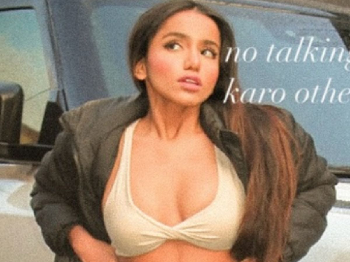 Y2K-inspired "Revenge" Outfits