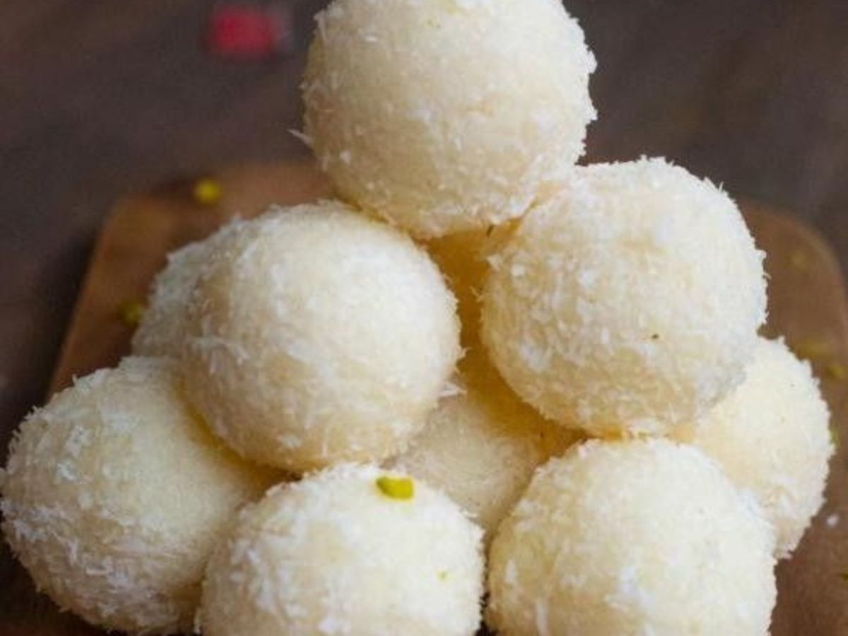Coconut Laddoo