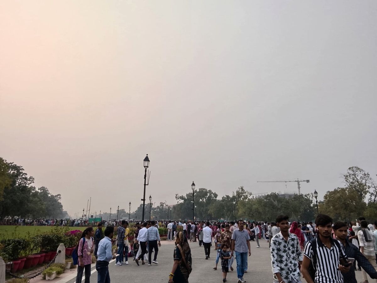 Visitors Still Flock to India Gate