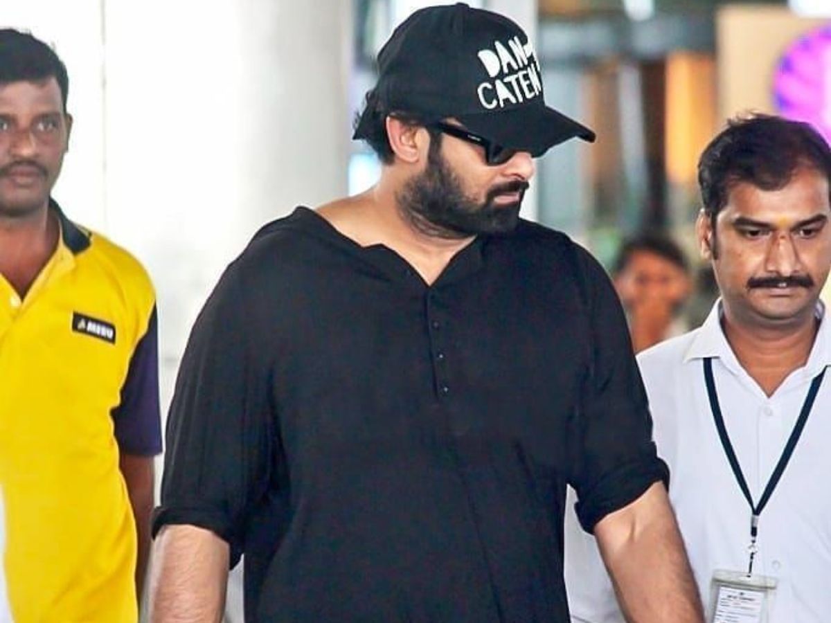 Incognito in the Airport