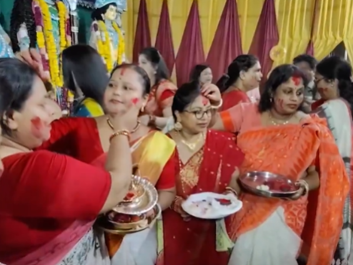West Bengal At Arambagh Puja Samiti