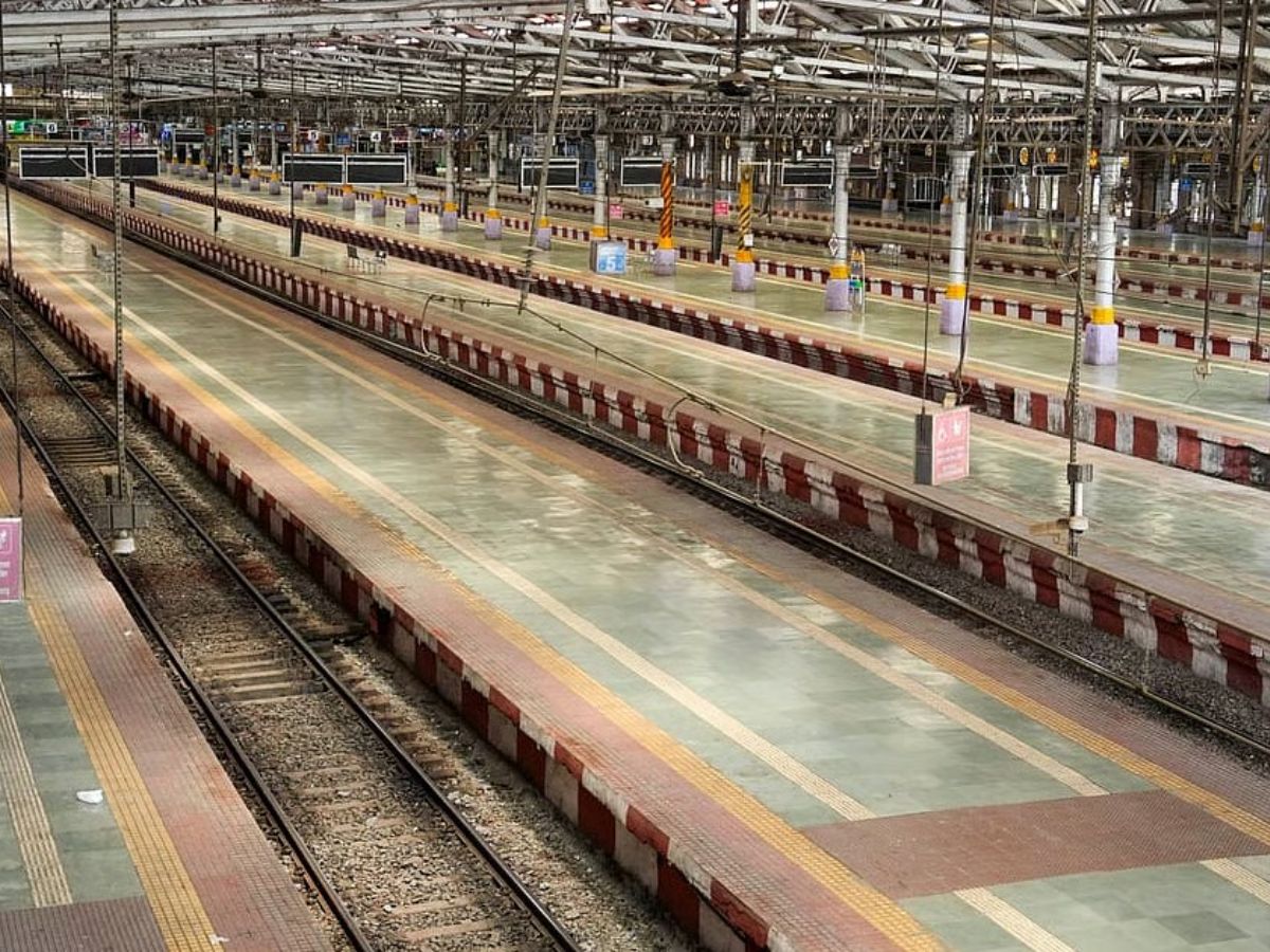 World’s Longest Railway Platform in India